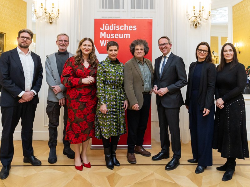 Gruppenbild der Redner bei der Eröffnungsveranstaltung.