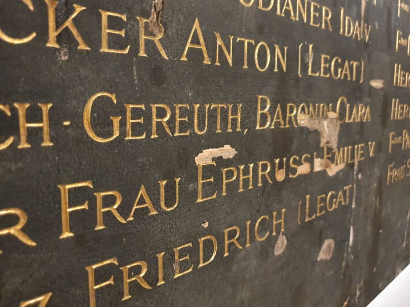 Die Ephrussis unterwegs in „Unserer Stadt!“